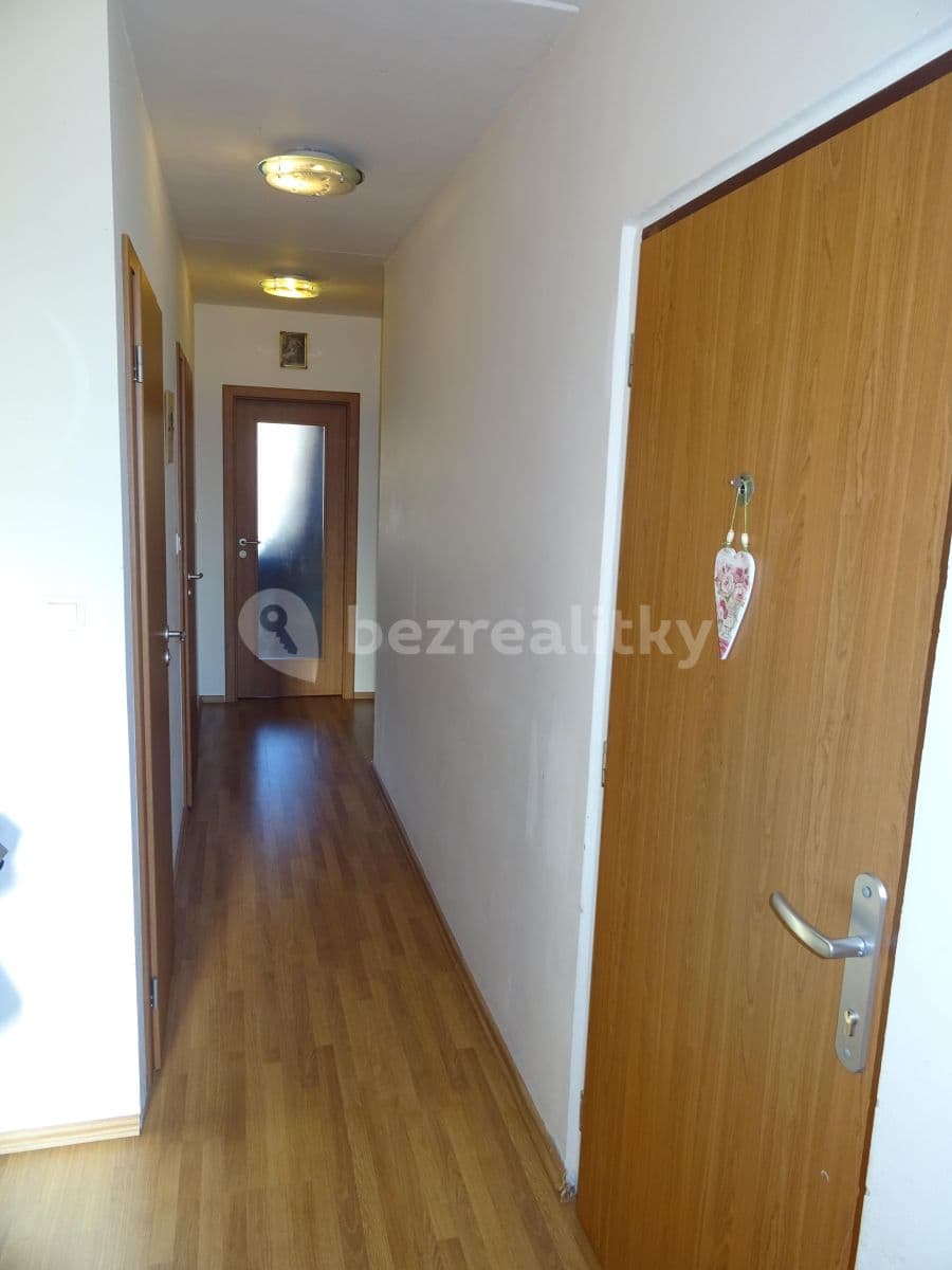 2 bedroom with open-plan kitchen flat to rent, 75 m², Mrkvičkova, Prague, Prague 2 bedroom with open-plan kitchen flat to rent, 75 m², Mrkvičkova, Prague, Prague