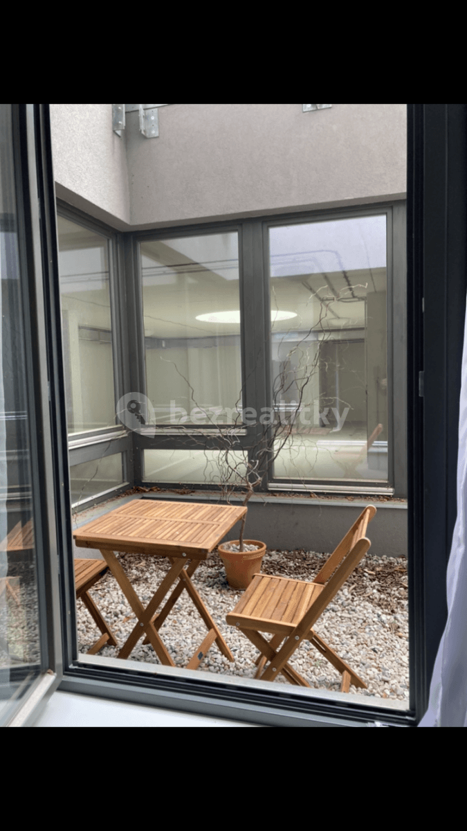 1 bedroom with open-plan kitchen flat to rent, 43 m², Pod dvorem, Prague, Prague 1 bedroom with open-plan kitchen flat to rent, 43 m², Pod dvorem, Prague, Prague