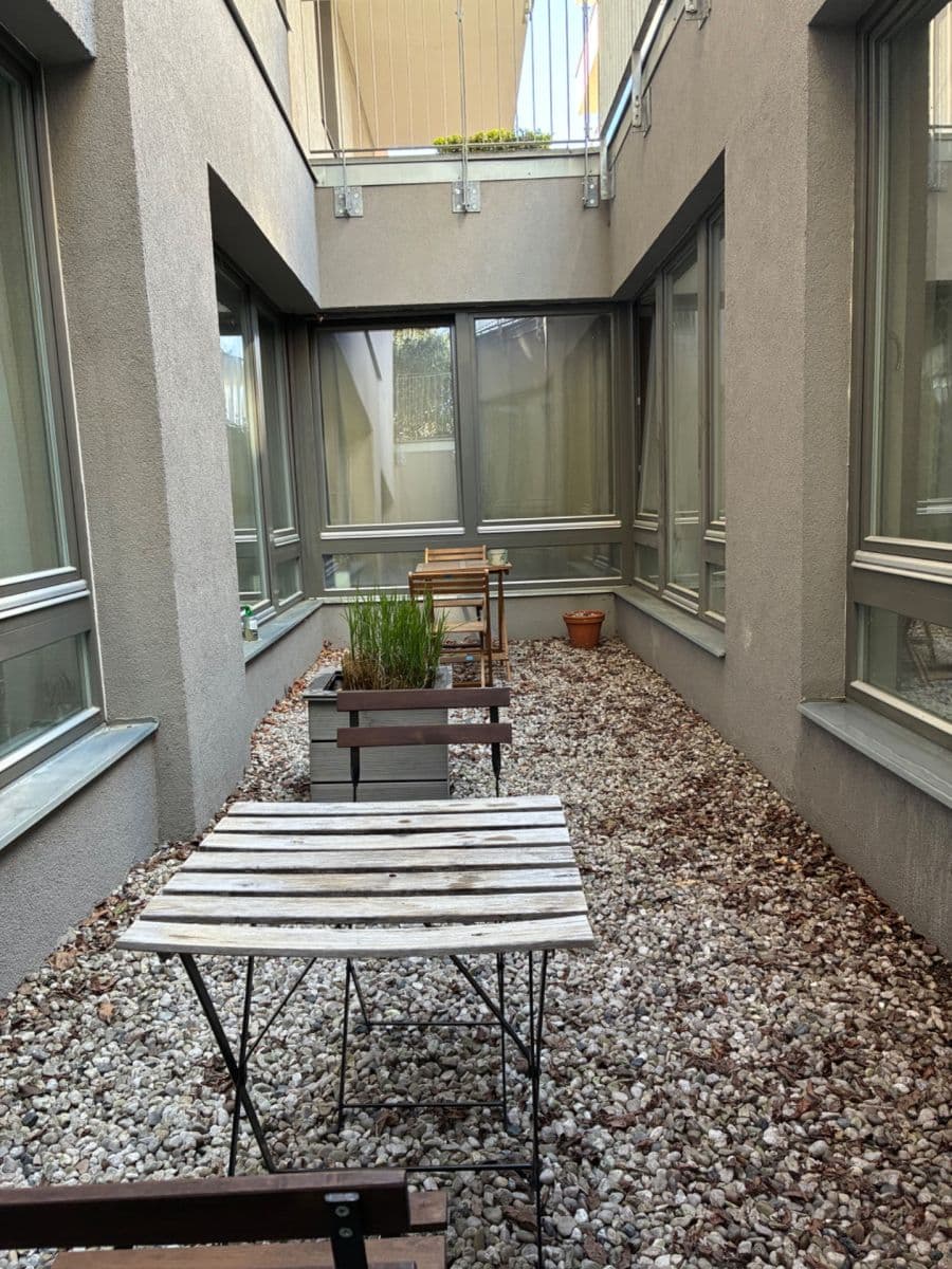 1 bedroom with open-plan kitchen flat to rent, 43 m², Pod dvorem, Prague, Prague 1 bedroom with open-plan kitchen flat to rent, 43 m², Pod dvorem, Prague, Prague