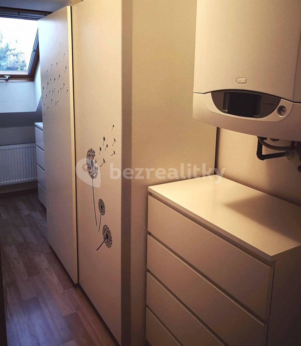 2 bedroom with open-plan kitchen flat to rent, 90 m², Skácelova, Brno, Jihomoravský Region