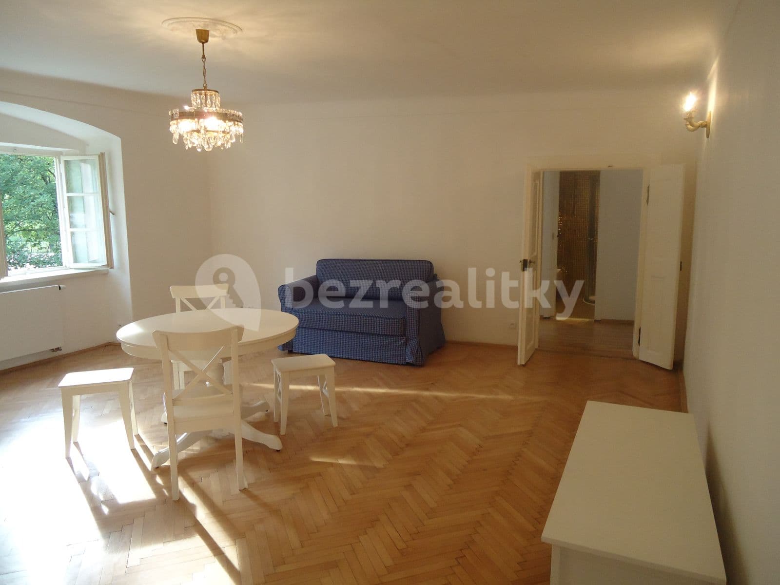 1 bedroom with open-plan kitchen flat to rent, 47 m², Újezd, Prague, Prague 1 bedroom with open-plan kitchen flat to rent, 47 m², Újezd, Prague, Prague