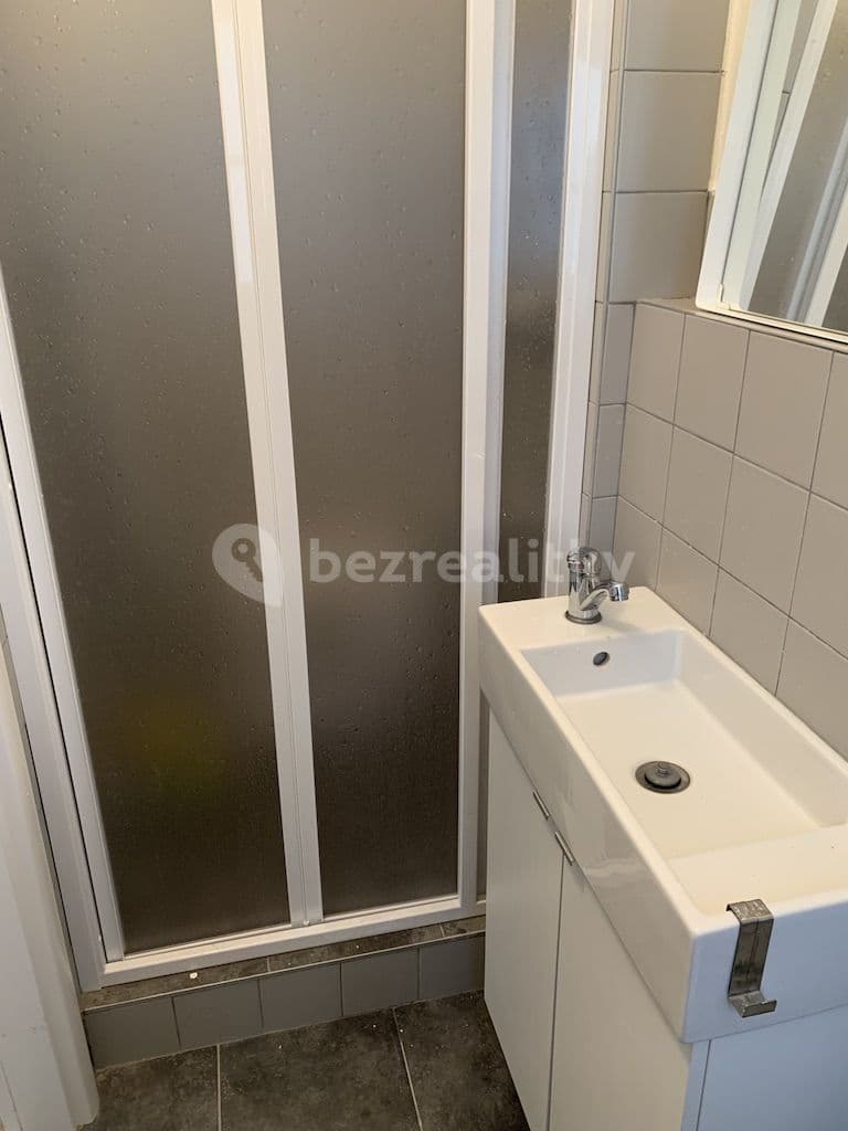 Studio flat to rent, 31 m², Mariánské náměstí, Brandýs nad Labem-Stará Boleslav, Středočeský Region Studio flat to rent, 31 m², Mariánské náměstí, Brandýs nad Labem-Stará Boleslav, Středočeský Region
