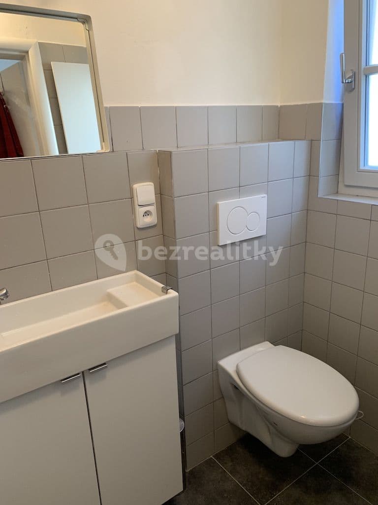 Studio flat to rent, 31 m², Mariánské náměstí, Brandýs nad Labem-Stará Boleslav, Středočeský Region Studio flat to rent, 31 m², Mariánské náměstí, Brandýs nad Labem-Stará Boleslav, Středočeský Region