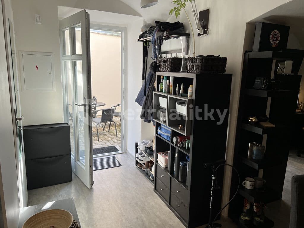 Studio flat to rent, 31 m², Mariánské náměstí, Brandýs nad Labem-Stará Boleslav, Středočeský Region Studio flat to rent, 31 m², Mariánské náměstí, Brandýs nad Labem-Stará Boleslav, Středočeský Region