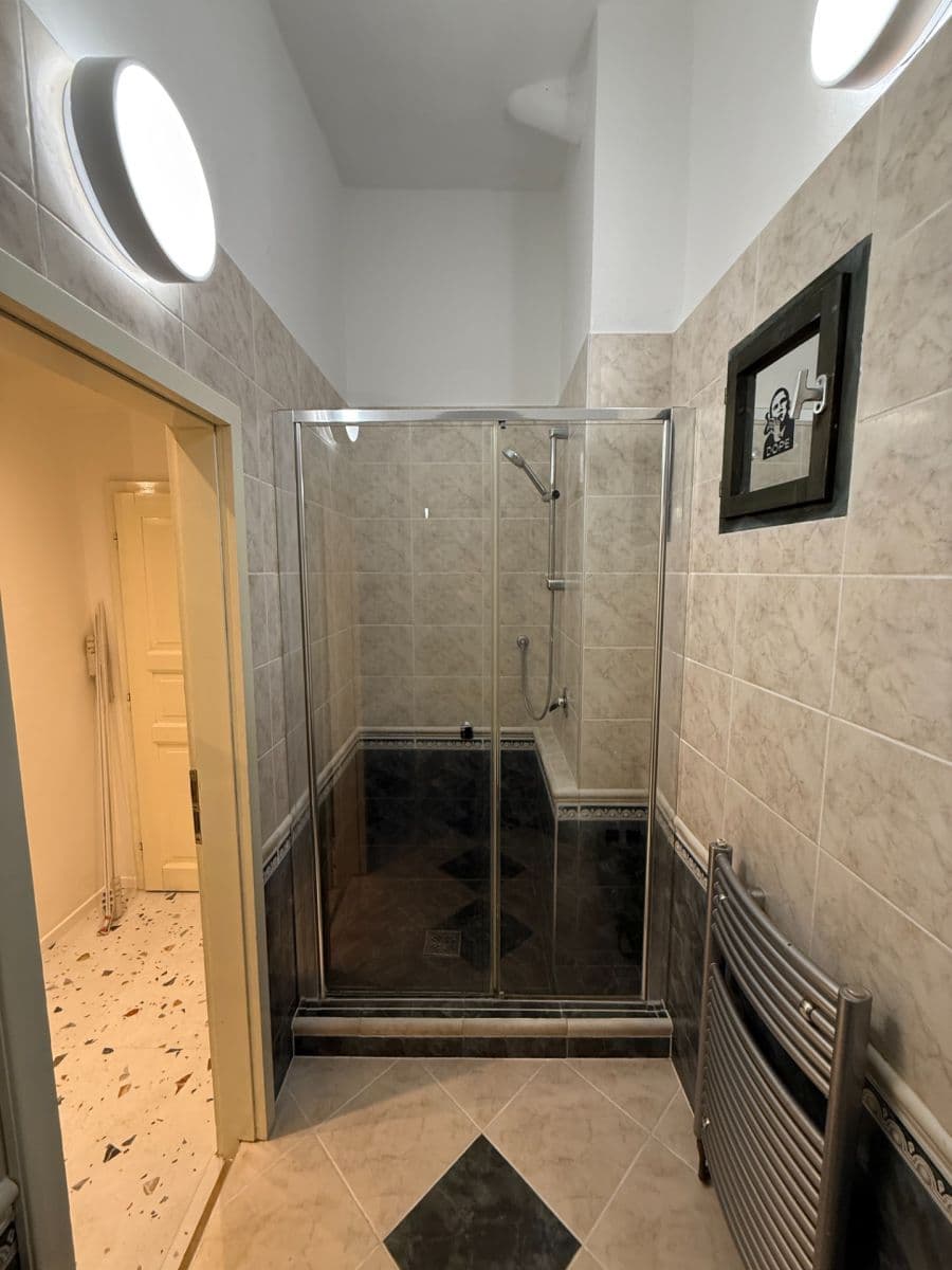 2 bedroom flat to rent, 84 m², Jaselská, Prague, Prague 2 bedroom flat to rent, 84 m², Jaselská, Prague, Prague