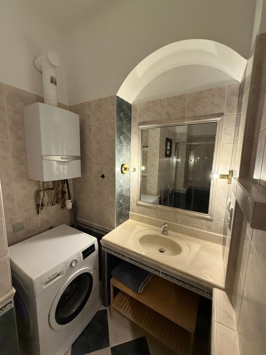 2 bedroom flat to rent, 84 m², Jaselská, Prague, Prague 2 bedroom flat to rent, 84 m², Jaselská, Prague, Prague