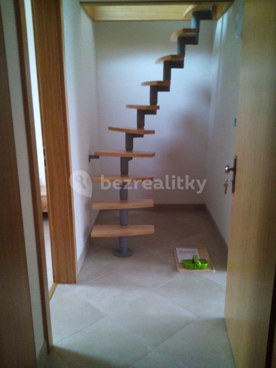 1 bedroom with open-plan kitchen flat to rent, 55 m², Na kovárně, Brno, Jihomoravský Region 1 bedroom with open-plan kitchen flat to rent, 55 m², Na kovárně, Brno, Jihomoravský Region