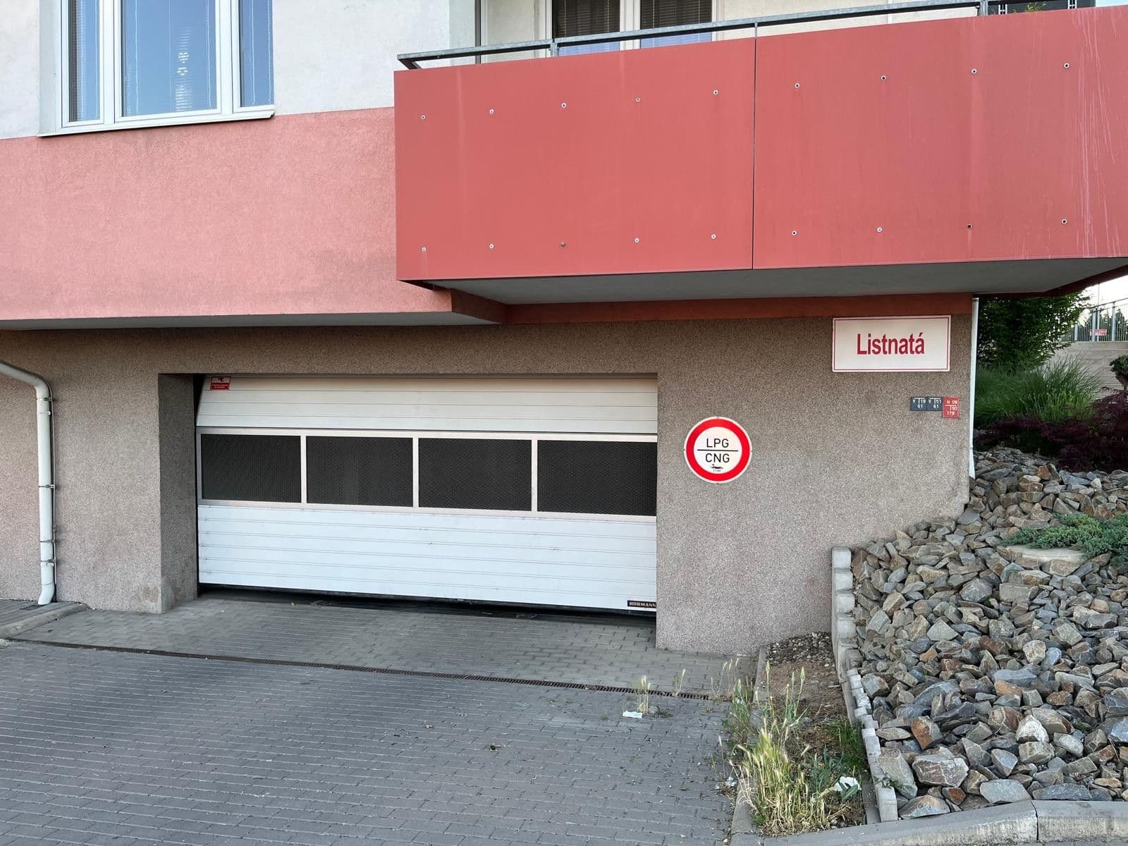 garage to rent, 14 m², Říčanská, Brno, Jihomoravský Region garage to rent, 14 m², Říčanská, Brno, Jihomoravský Region
