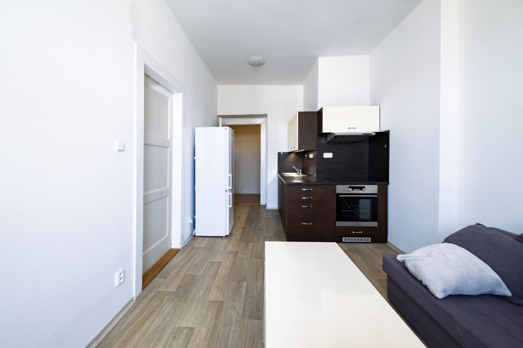 1 bedroom flat to rent, 48 m², Laubova, Prague, Prague 1 bedroom flat to rent, 48 m², Laubova, Prague, Prague