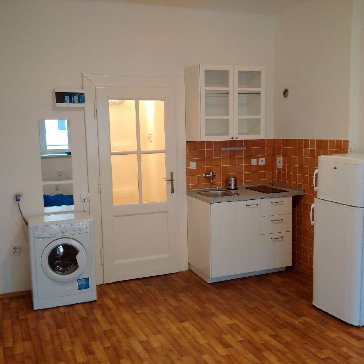 Studio flat to rent, 25 m², V Nových Vokovicích, Prague, Prague Studio flat to rent, 25 m², V Nových Vokovicích, Prague, Prague