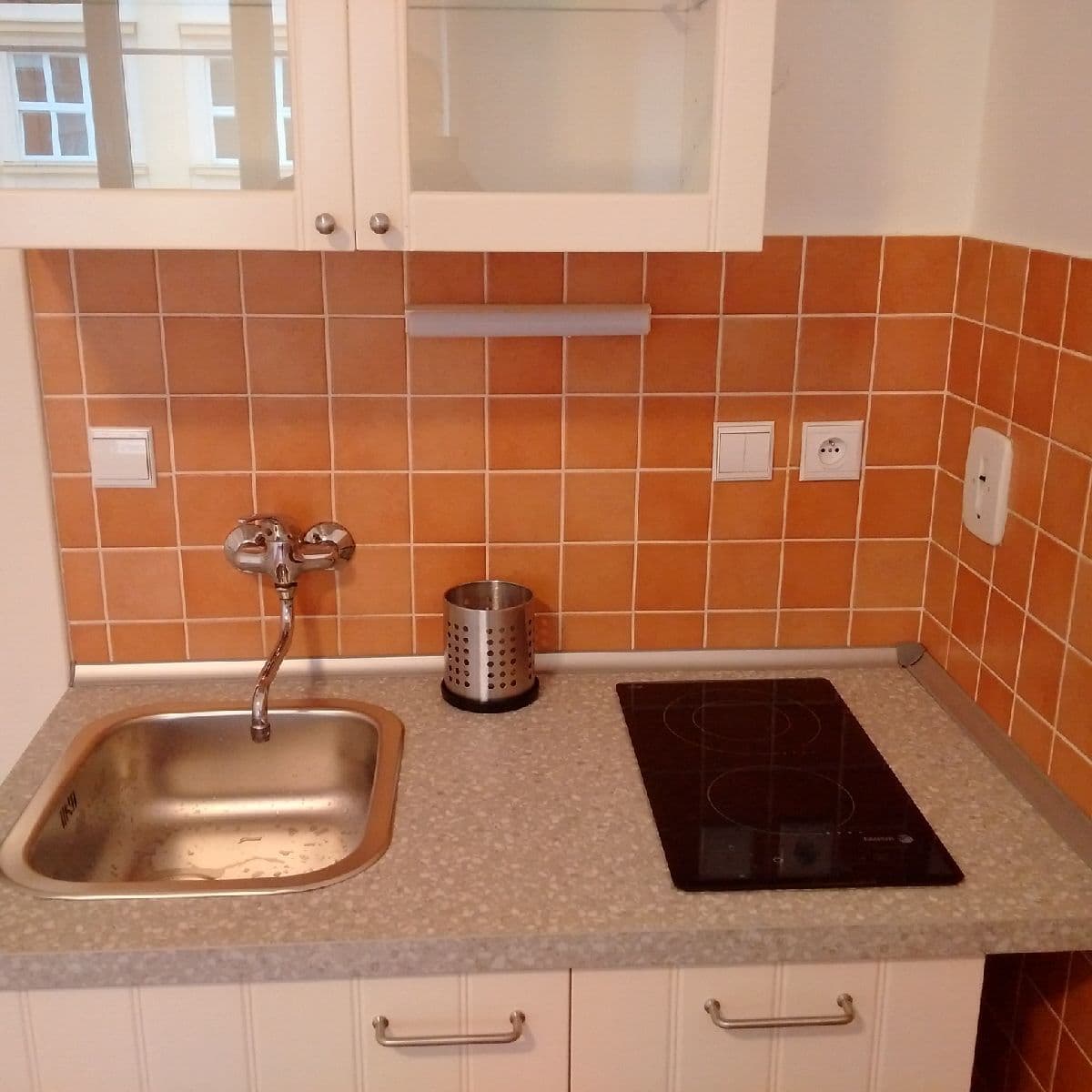 Studio flat to rent, 25 m², V Nových Vokovicích, Prague, Prague Studio flat to rent, 25 m², V Nových Vokovicích, Prague, Prague