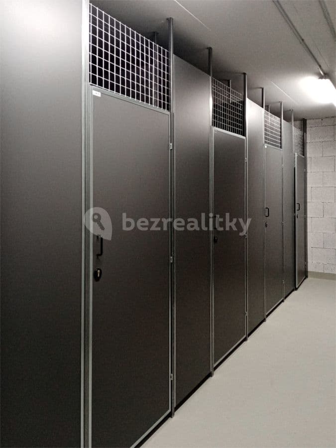 Studio flat to rent, 34 m², Moravcových, Prague, Prague Studio flat to rent, 34 m², Moravcových, Prague, Prague