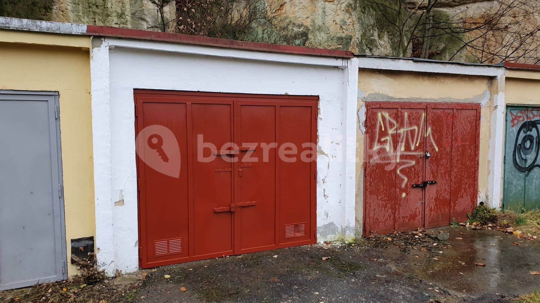 garage to rent, 18 m², Pod Petřinami, Prague, Prague garage to rent, 18 m², Pod Petřinami, Prague, Prague