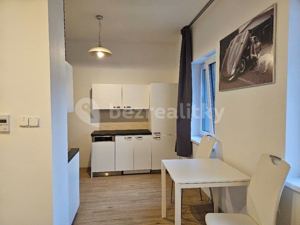 Studio flat to rent, 35 m², Eimova, Brno, Jihomoravský Region Studio flat to rent, 35 m², Eimova, Brno, Jihomoravský Region