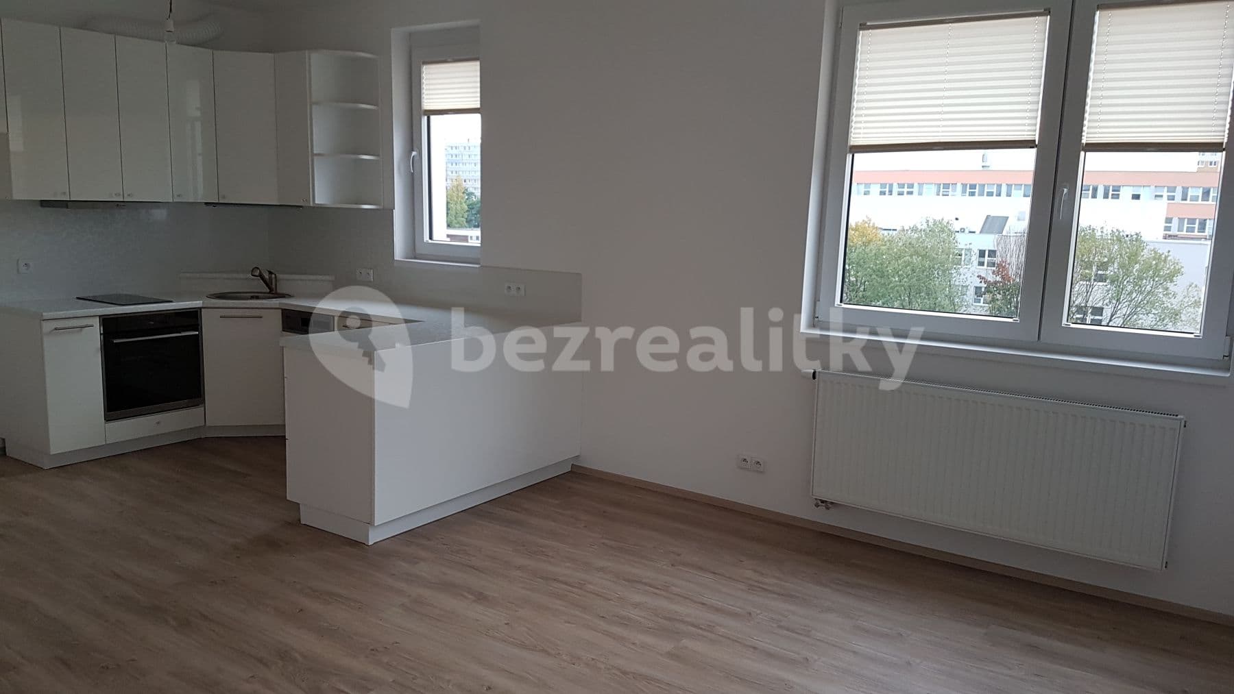 1 bedroom with open-plan kitchen flat to rent, 64 m², Makedonská, Prague, Prague 1 bedroom with open-plan kitchen flat to rent, 64 m², Makedonská, Prague, Prague