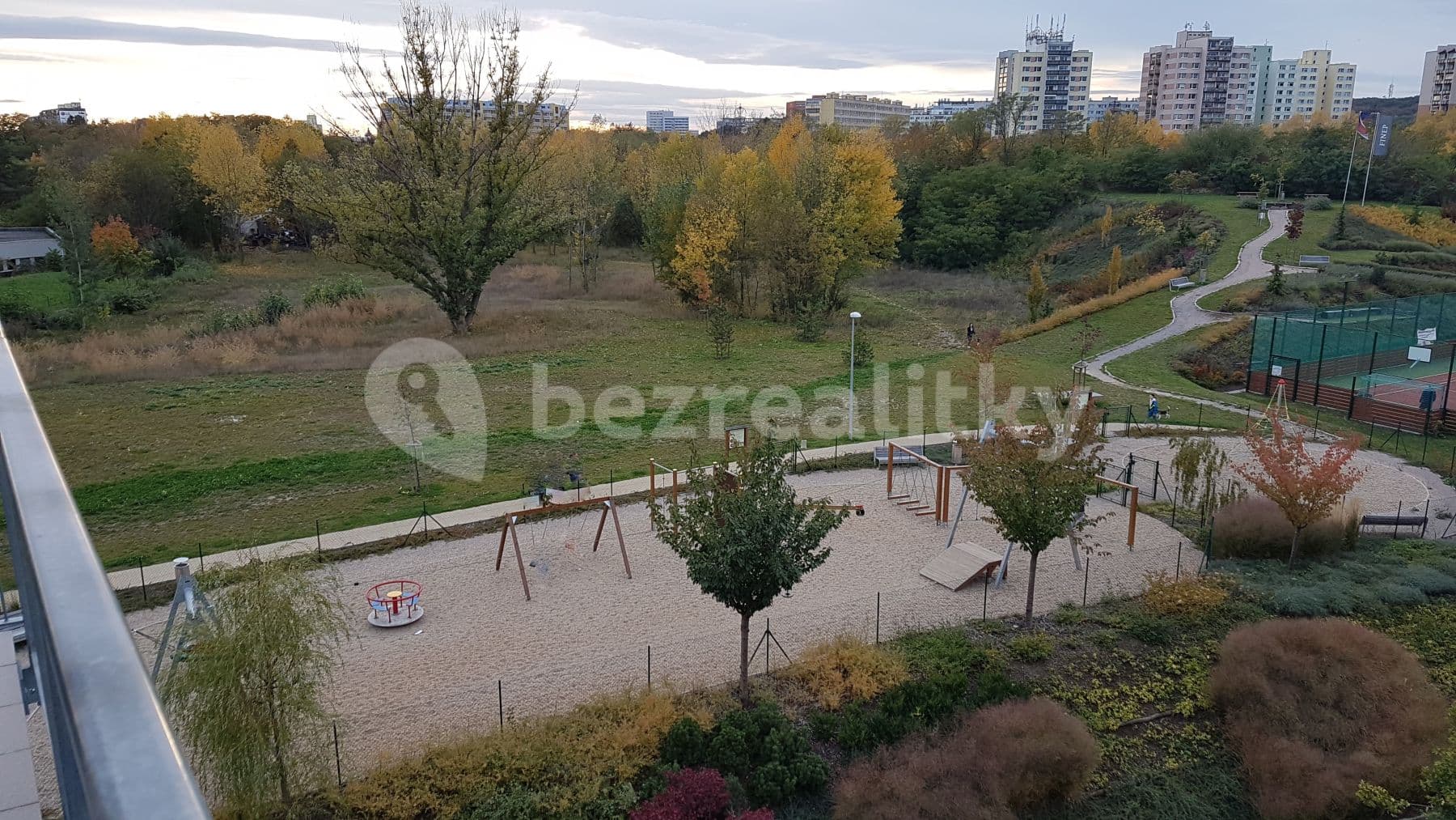 1 bedroom with open-plan kitchen flat to rent, 64 m², Makedonská, Prague, Prague 1 bedroom with open-plan kitchen flat to rent, 64 m², Makedonská, Prague, Prague