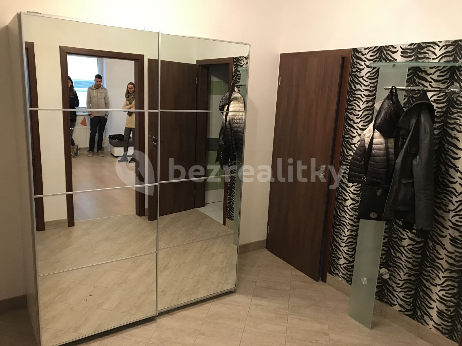 1 bedroom with open-plan kitchen flat to rent, 58 m², Brněnská Pole, Šlapanice, Jihomoravský Region 1 bedroom with open-plan kitchen flat to rent, 58 m², Brněnská Pole, Šlapanice, Jihomoravský Region