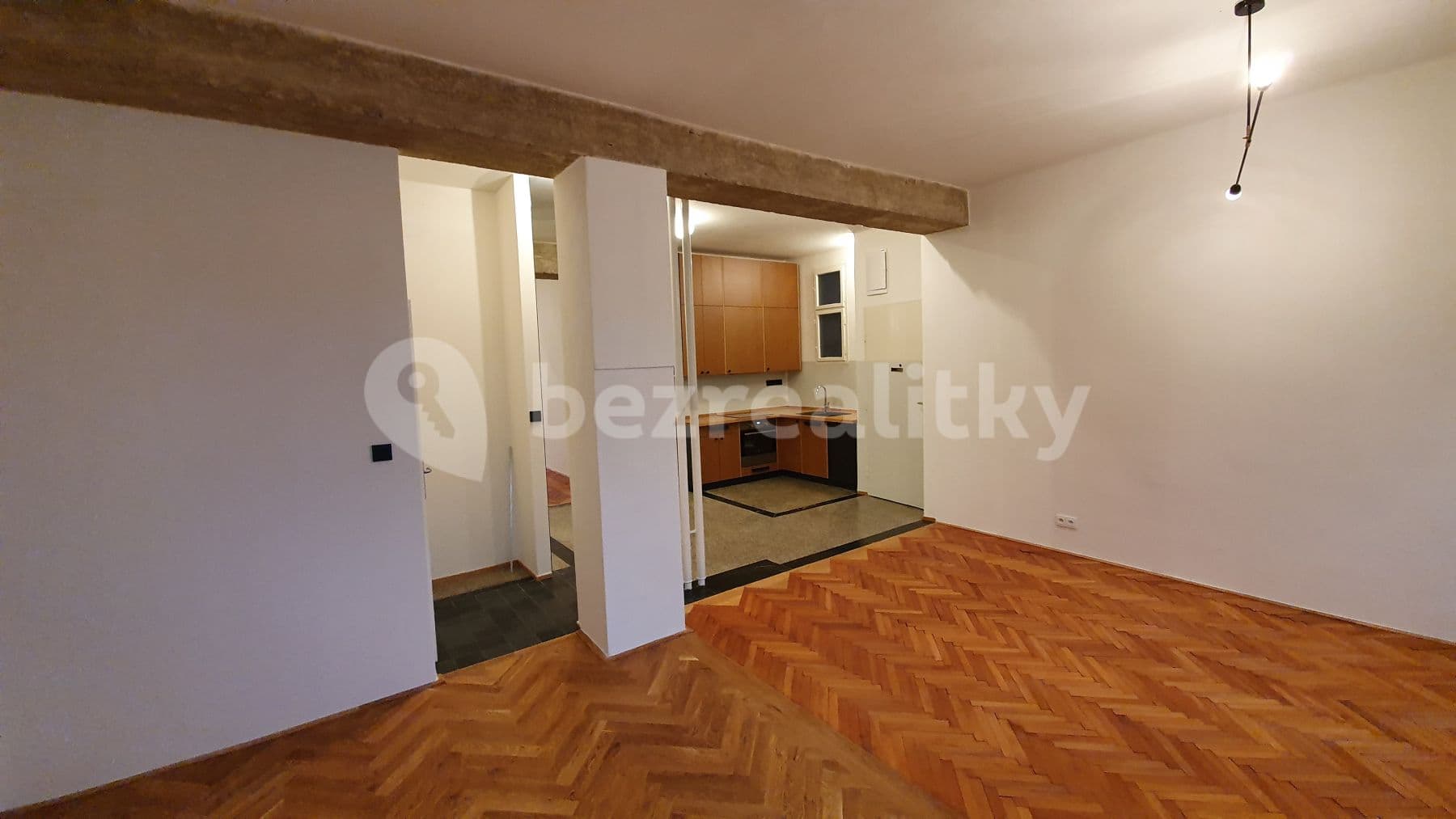 flat to rent, 70 m², Smetanovo nábřeží, Hradec Králové, Královéhradecký Region flat to rent, 70 m², Smetanovo nábřeží, Hradec Králové, Královéhradecký Region