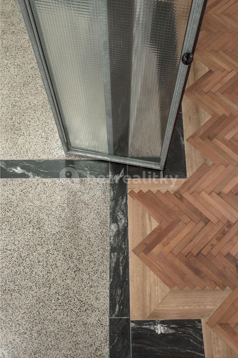 flat to rent, 70 m², Smetanovo nábřeží, Hradec Králové, Královéhradecký Region flat to rent, 70 m², Smetanovo nábřeží, Hradec Králové, Královéhradecký Region