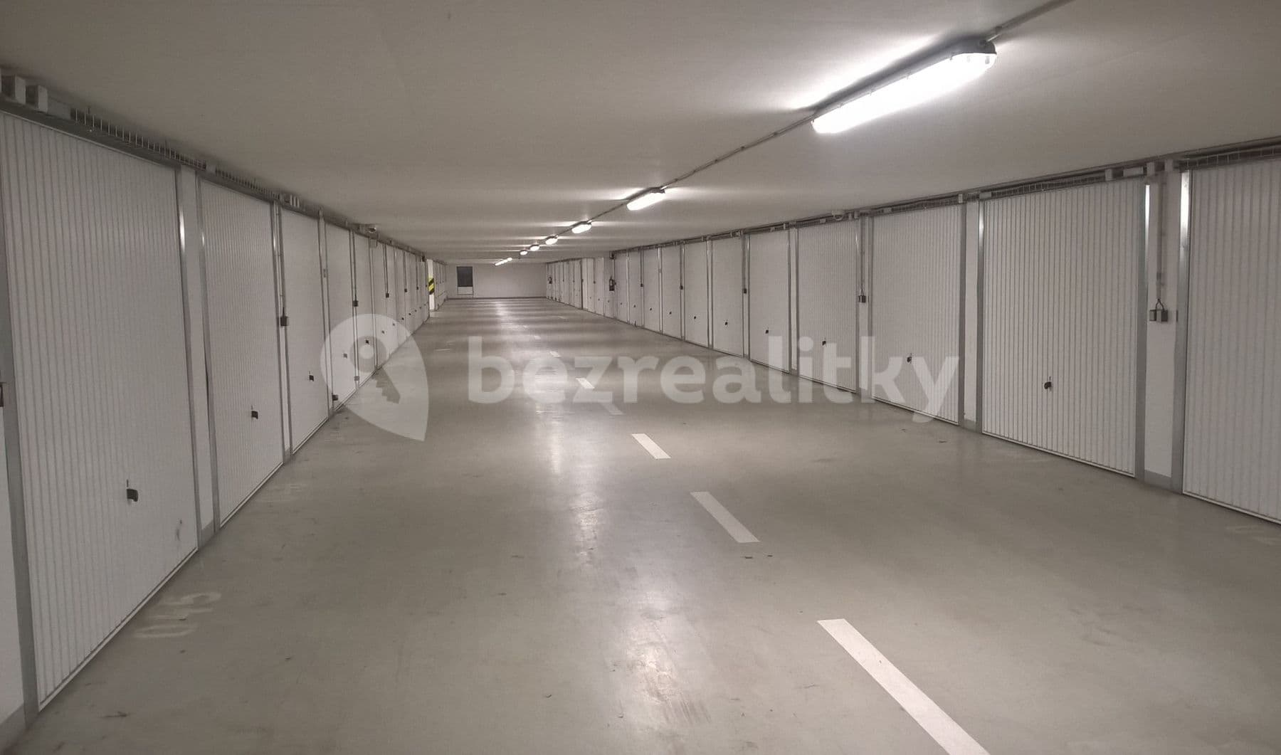 garage to rent, 17 m², Lovosická, Prague, Prague garage to rent, 17 m², Lovosická, Prague, Prague