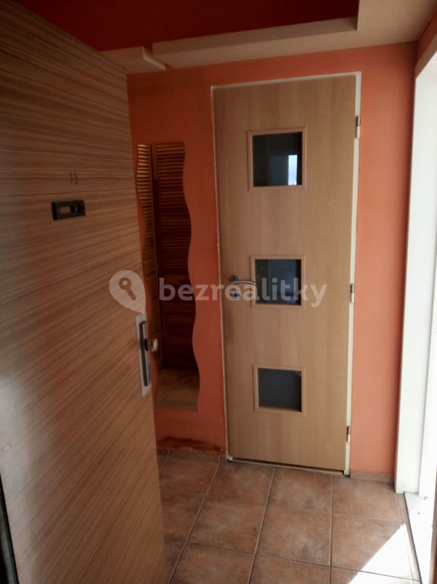 Studio flat to rent, 30 m², Květnového vítězství, Prague, Prague Studio flat to rent, 30 m², Květnového vítězství, Prague, Prague
