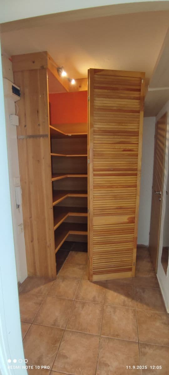 Studio flat to rent, 30 m², Květnového vítězství, Prague, Prague Studio flat to rent, 30 m², Květnového vítězství, Prague, Prague