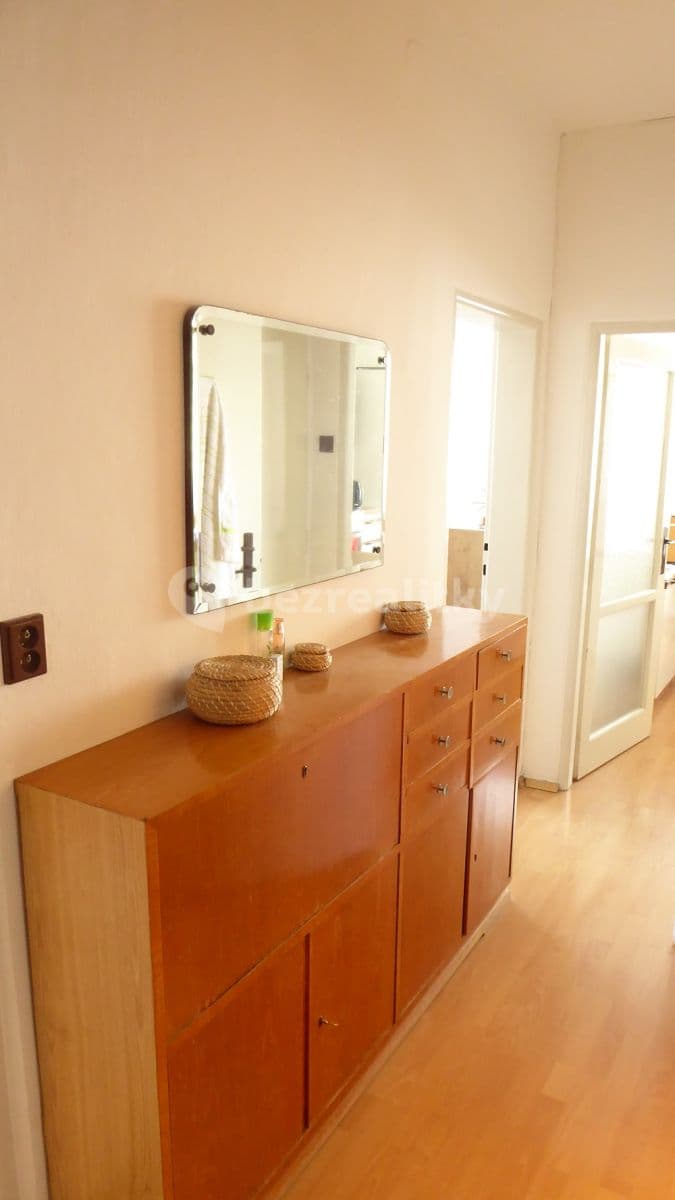 2 bedroom flat to rent, 53 m², Pacovská, Prague, Prague 2 bedroom flat to rent, 53 m², Pacovská, Prague, Prague