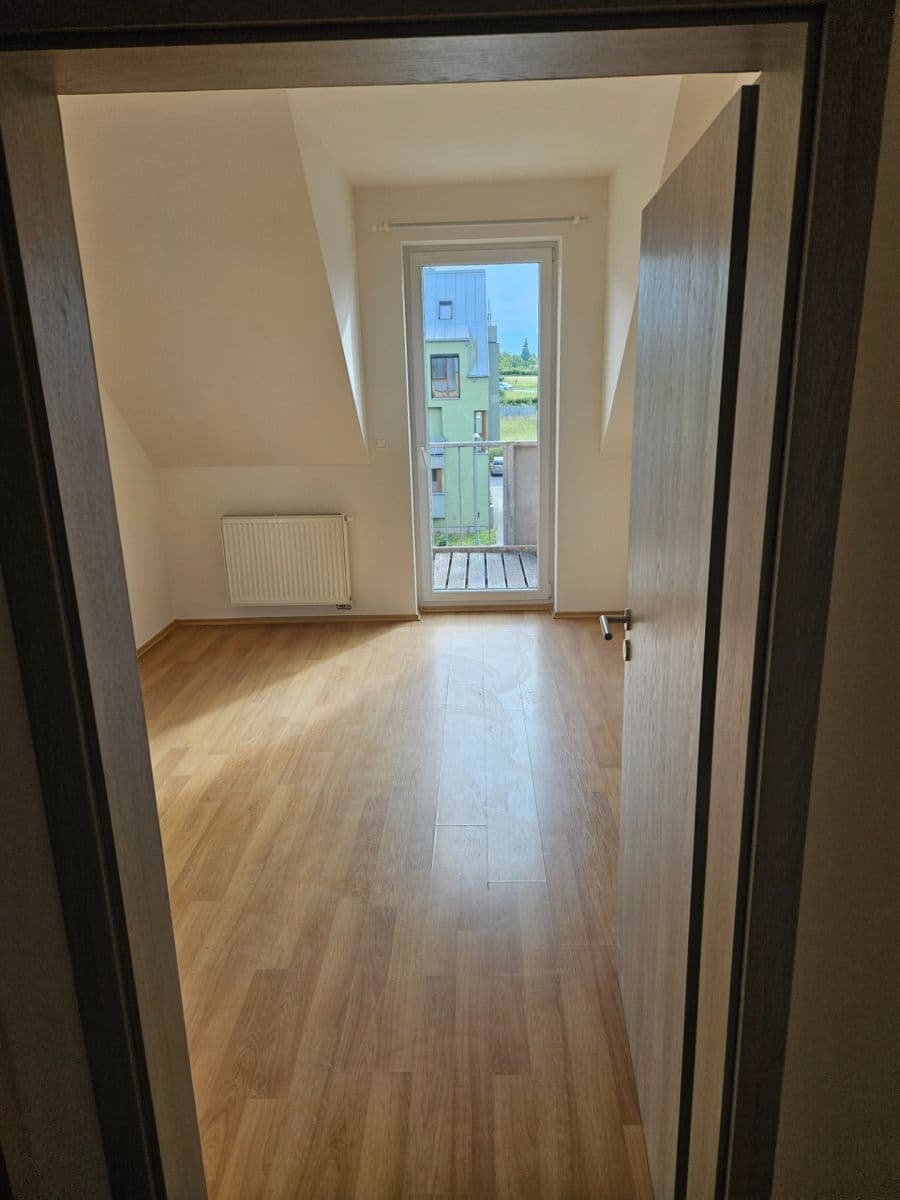 1 bedroom with open-plan kitchen flat to rent, 53 m², Na Výsluní, Říčany, Středočeský Region 1 bedroom with open-plan kitchen flat to rent, 53 m², Na Výsluní, Říčany, Středočeský Region