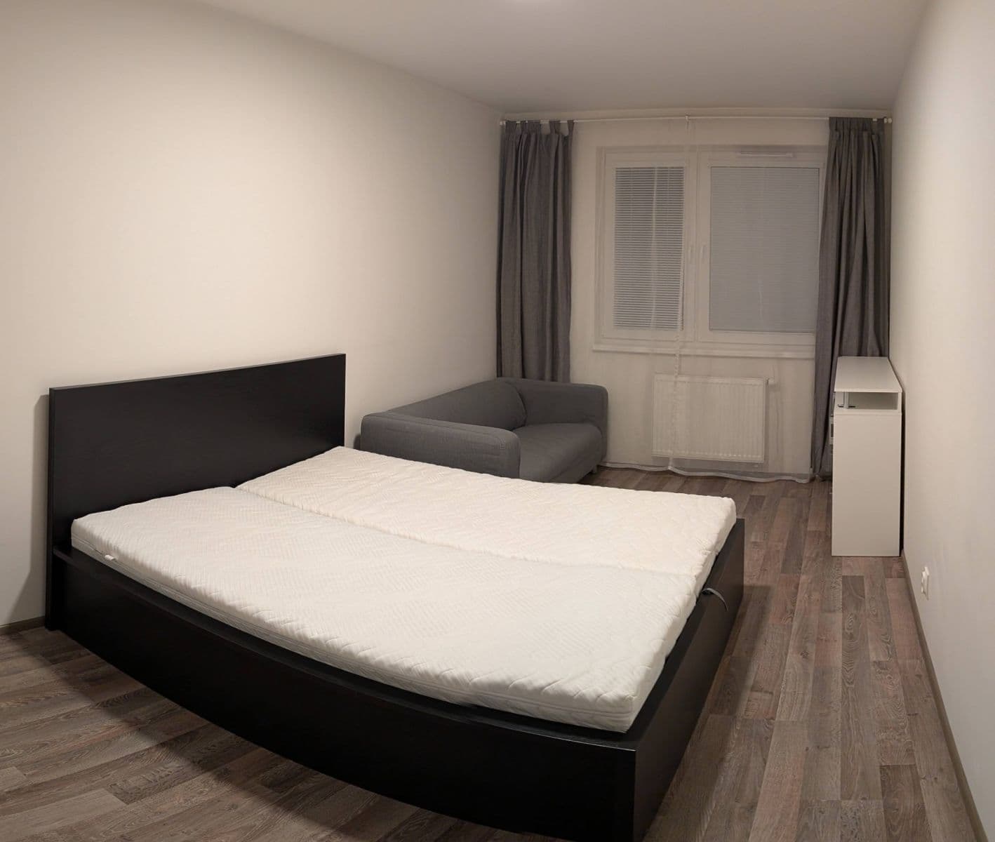 1 bedroom with open-plan kitchen flat to rent, 54 m², Moravcových, Prague, Prague 1 bedroom with open-plan kitchen flat to rent, 54 m², Moravcových, Prague, Prague