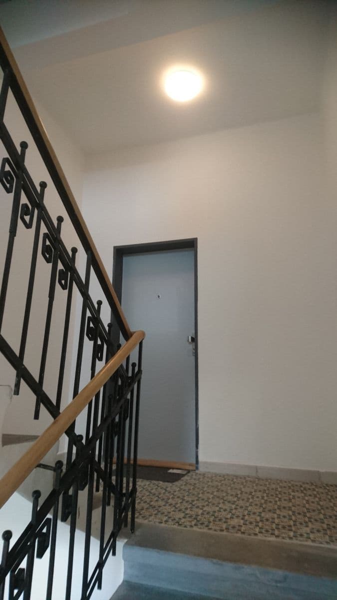 2 bedroom with open-plan kitchen flat to rent, 76 m², Na Hlinách, Prague, Prague 2 bedroom with open-plan kitchen flat to rent, 76 m², Na Hlinách, Prague, Prague