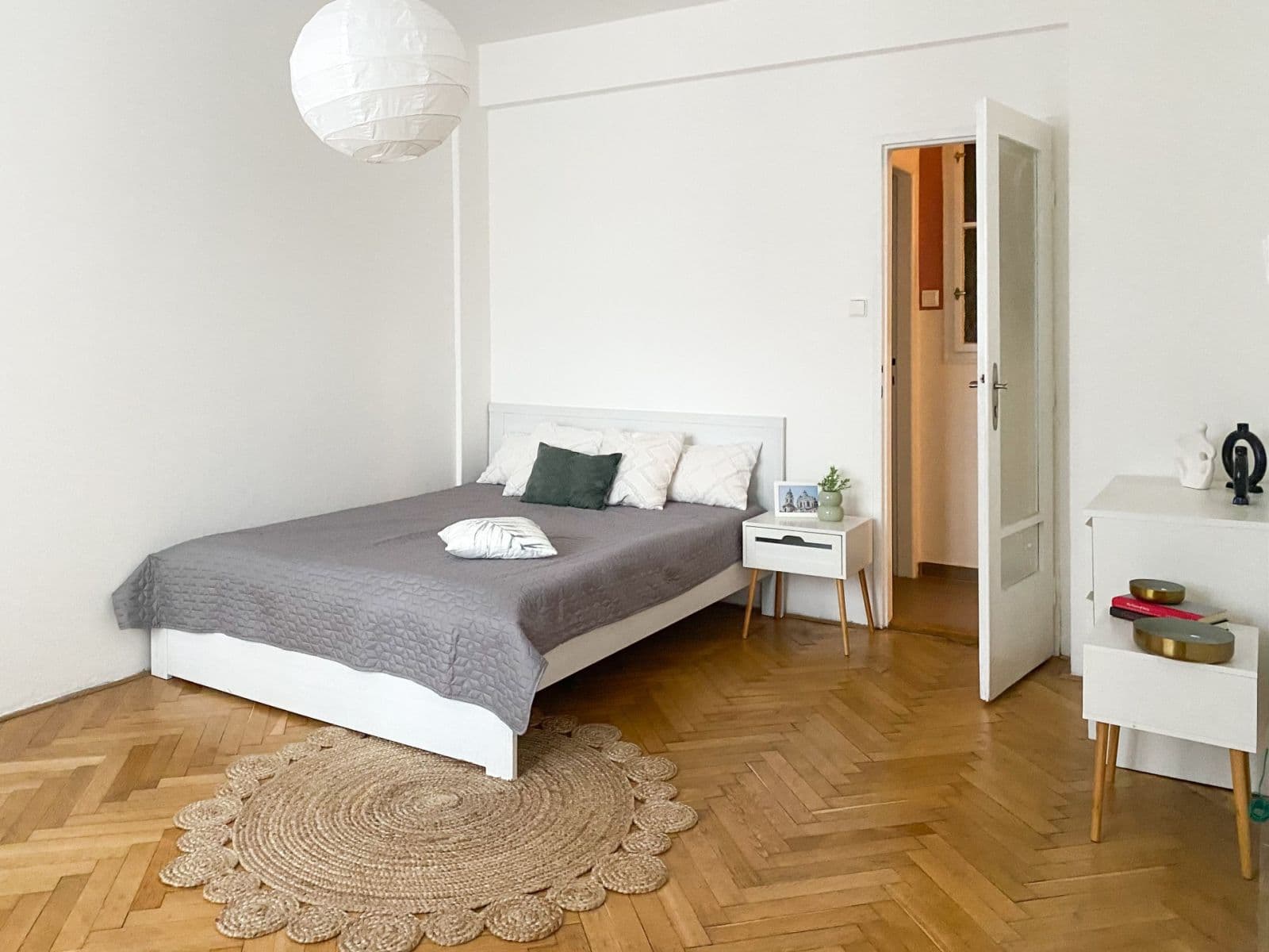 1 bedroom flat to rent, 47 m², Stroupežnického, Prague, Prague 1 bedroom flat to rent, 47 m², Stroupežnického, Prague, Prague