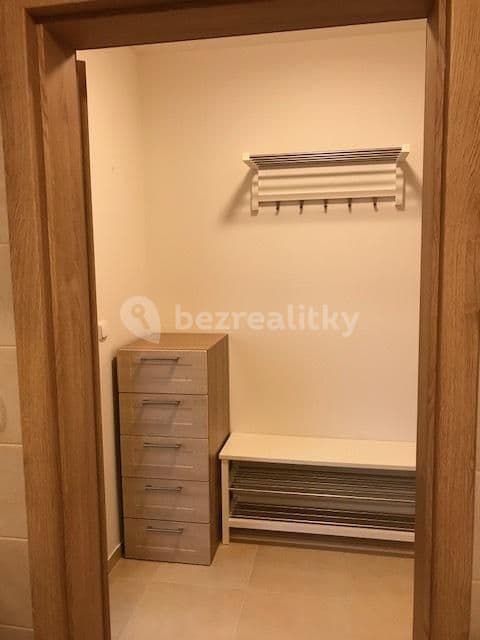 Studio flat to rent, 31 m², Oty Bubeníčka, Prague, Prague Studio flat to rent, 31 m², Oty Bubeníčka, Prague, Prague