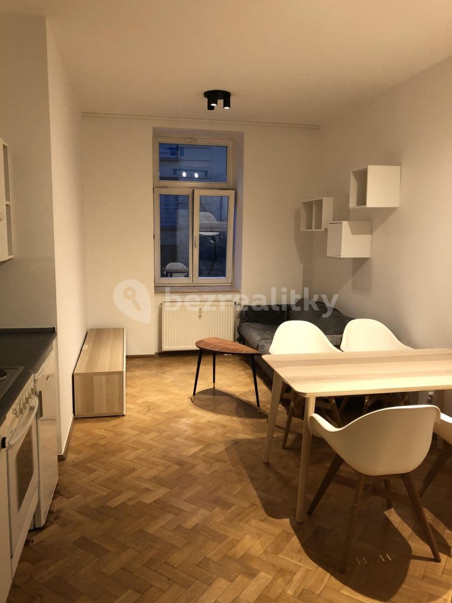 1 bedroom with open-plan kitchen flat to rent, 33 m², Mozartova, Prague, Prague 1 bedroom with open-plan kitchen flat to rent, 33 m², Mozartova, Prague, Prague
