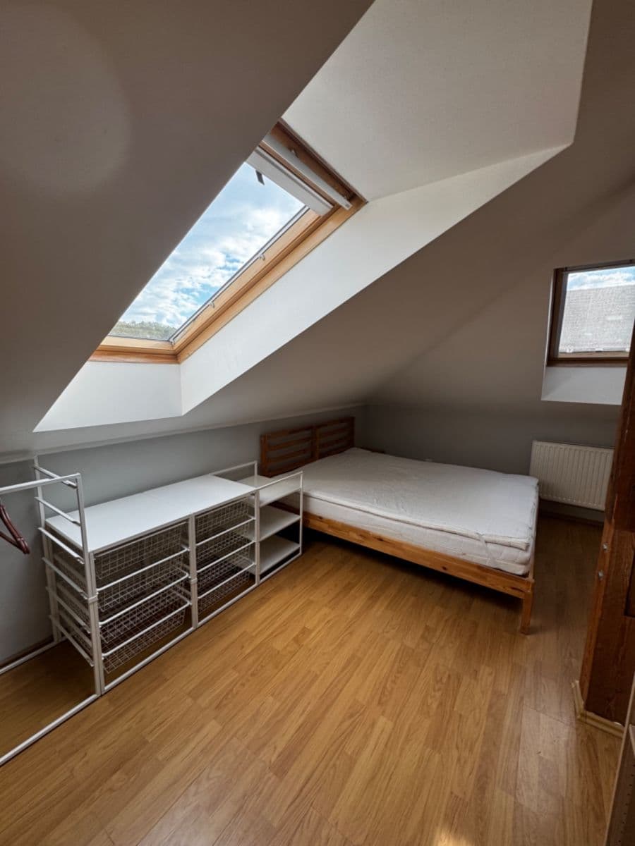 1 bedroom with open-plan kitchen flat to rent, 54 m², Grafická, Prague, Prague 1 bedroom with open-plan kitchen flat to rent, 54 m², Grafická, Prague, Prague