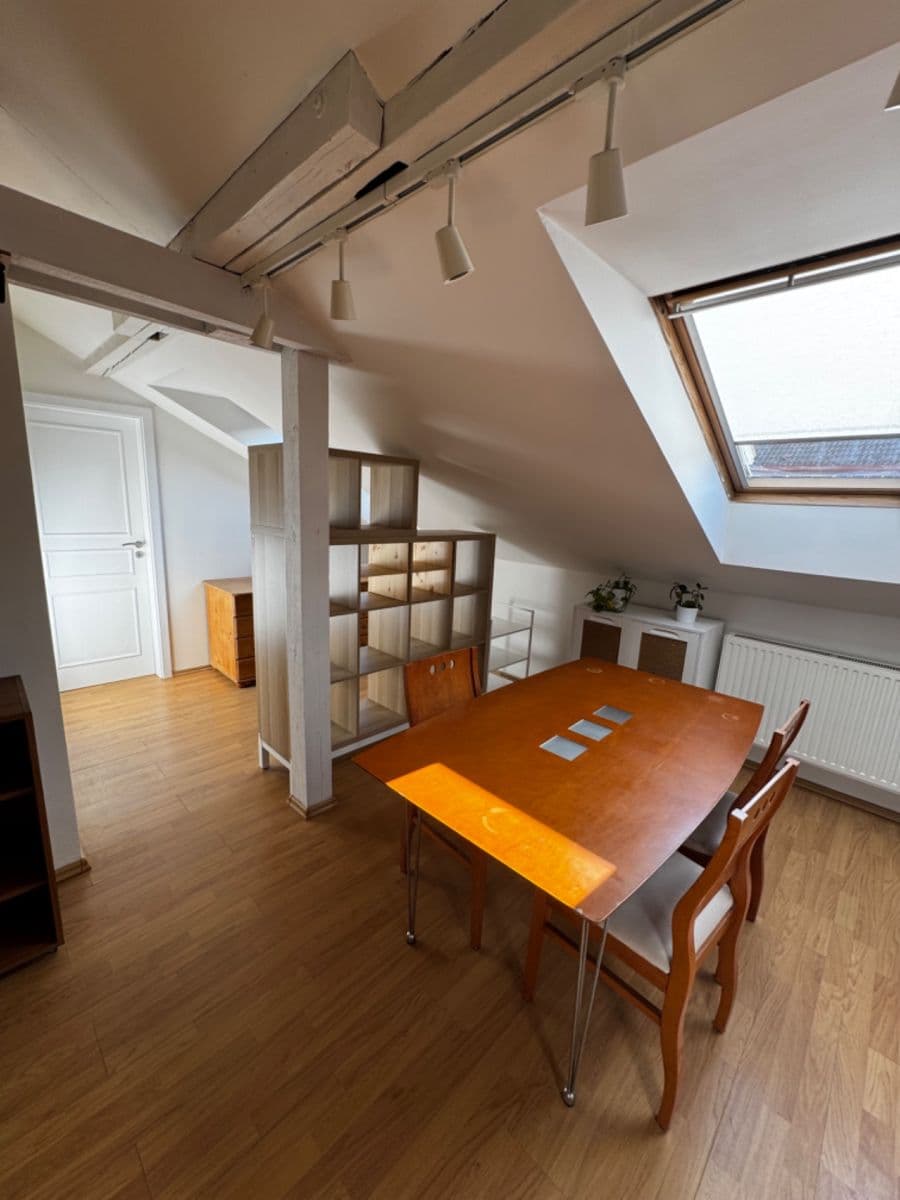 1 bedroom with open-plan kitchen flat to rent, 54 m², Grafická, Prague, Prague 1 bedroom with open-plan kitchen flat to rent, 54 m², Grafická, Prague, Prague