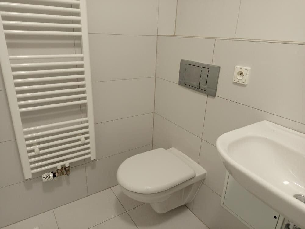 Studio flat to rent, 28 m², U Svobodárny, Prague, Prague Studio flat to rent, 28 m², U Svobodárny, Prague, Prague