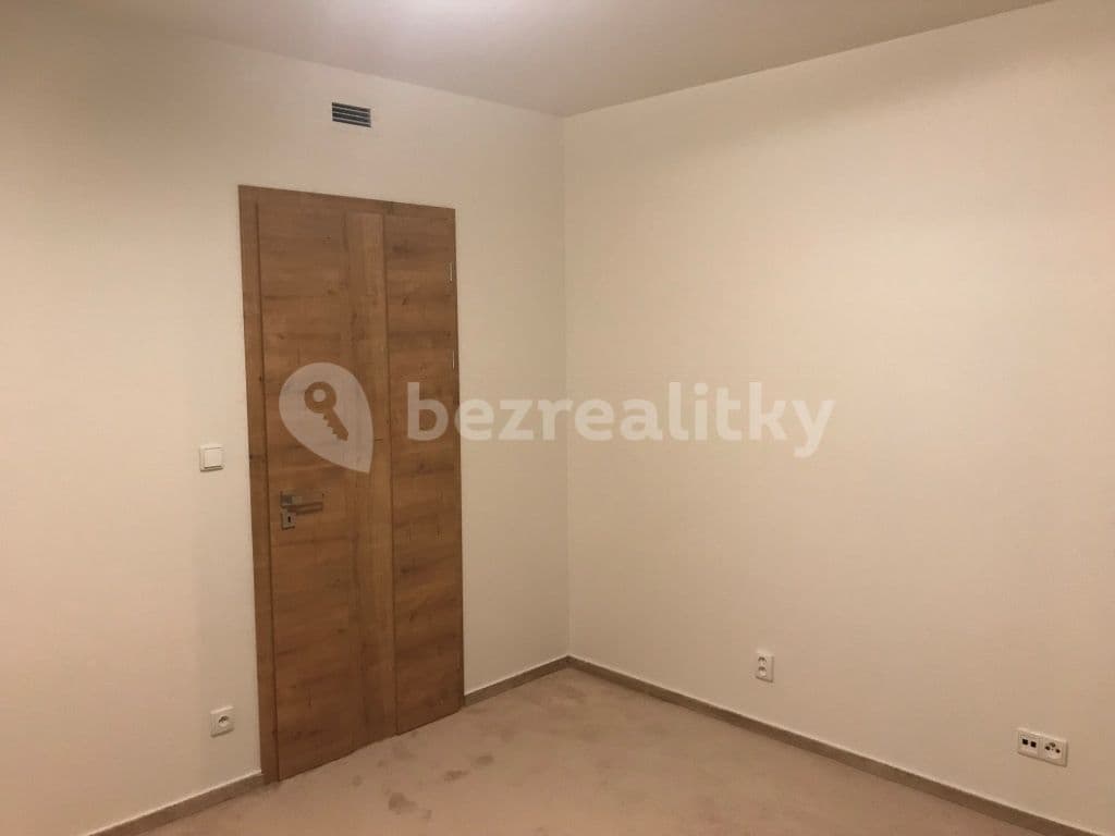 1 bedroom with open-plan kitchen flat to rent, 49 m², Prachnerova, Prague, Prague 1 bedroom with open-plan kitchen flat to rent, 49 m², Prachnerova, Prague, Prague