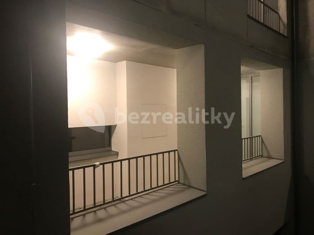 1 bedroom with open-plan kitchen flat to rent, 49 m², Prachnerova, Prague, Prague 1 bedroom with open-plan kitchen flat to rent, 49 m², Prachnerova, Prague, Prague