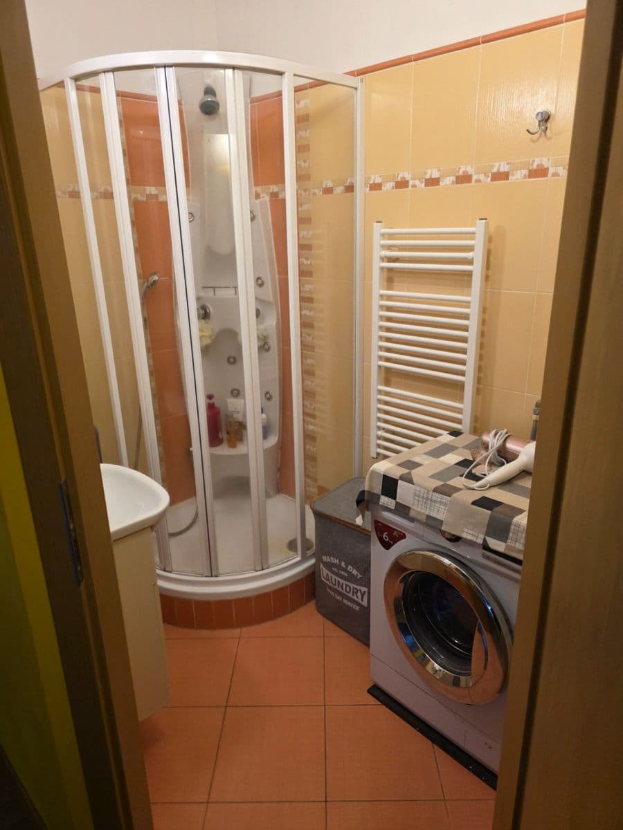 2 bedroom flat to rent, 56 m², Březinova, Jihlava, Vysočina Region 2 bedroom flat to rent, 56 m², Březinova, Jihlava, Vysočina Region