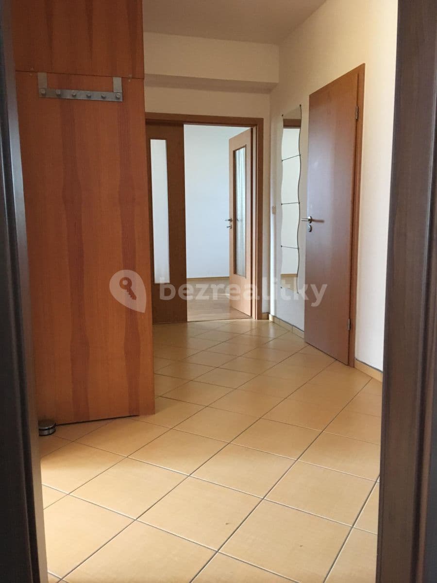 2 bedroom with open-plan kitchen flat to rent, 72 m², Kudeříkové, Prague, Prague 2 bedroom with open-plan kitchen flat to rent, 72 m², Kudeříkové, Prague, Prague