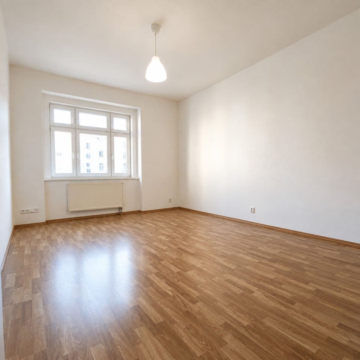 1 bedroom with open-plan kitchen flat to rent, 45 m², Bulharská, Prague, Prague 1 bedroom with open-plan kitchen flat to rent, 45 m², Bulharská, Prague, Prague