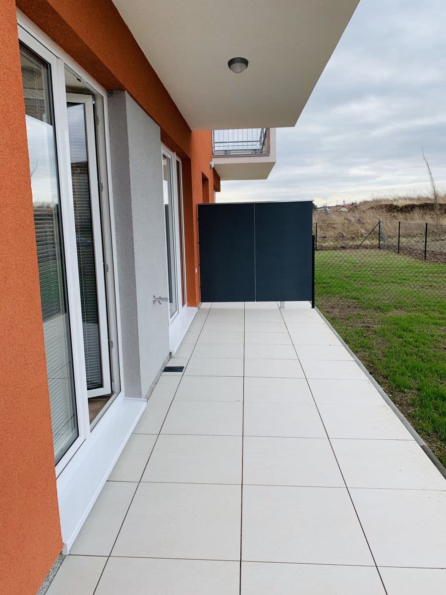 Studio flat to rent, 38 m², Chorošová, Prague, Prague Studio flat to rent, 38 m², Chorošová, Prague, Prague