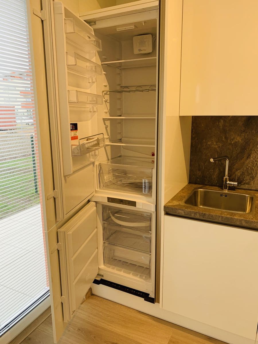 Studio flat to rent, 38 m², Chorošová, Prague, Prague Studio flat to rent, 38 m², Chorošová, Prague, Prague