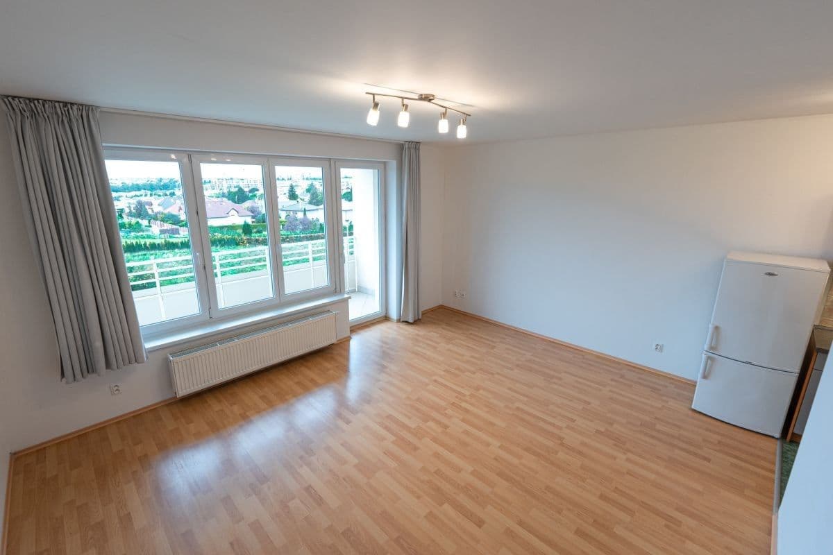 Studio flat to rent, 37 m², Přeučilova, Prague, Prague Studio flat to rent, 37 m², Přeučilova, Prague, Prague