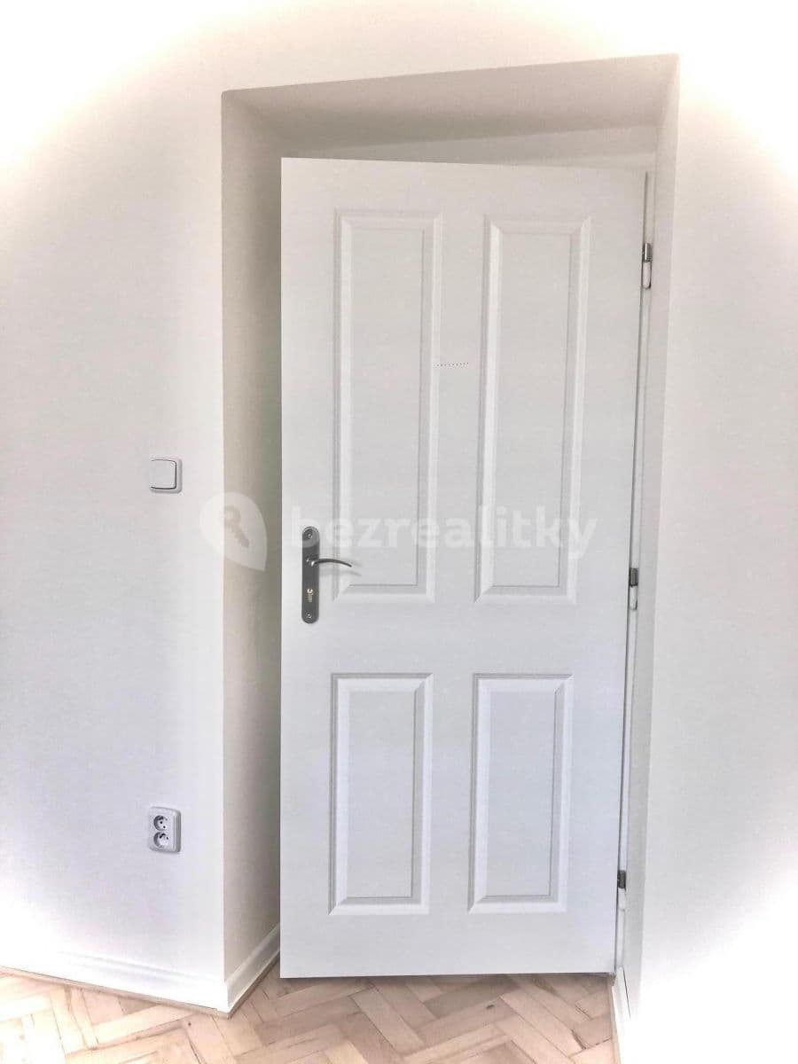 2 bedroom flat to rent, 70 m², Za Poštou, Olomouc, Olomoucký Region 2 bedroom flat to rent, 70 m², Za Poštou, Olomouc, Olomoucký Region