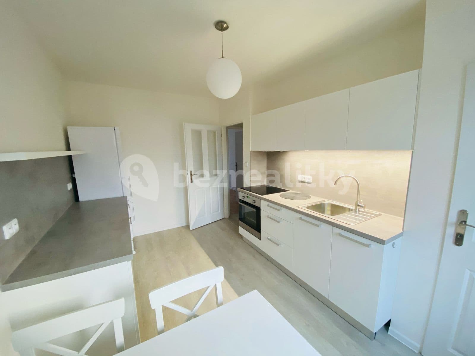 2 bedroom flat to rent, 70 m², Za Poštou, Olomouc, Olomoucký Region 2 bedroom flat to rent, 70 m², Za Poštou, Olomouc, Olomoucký Region