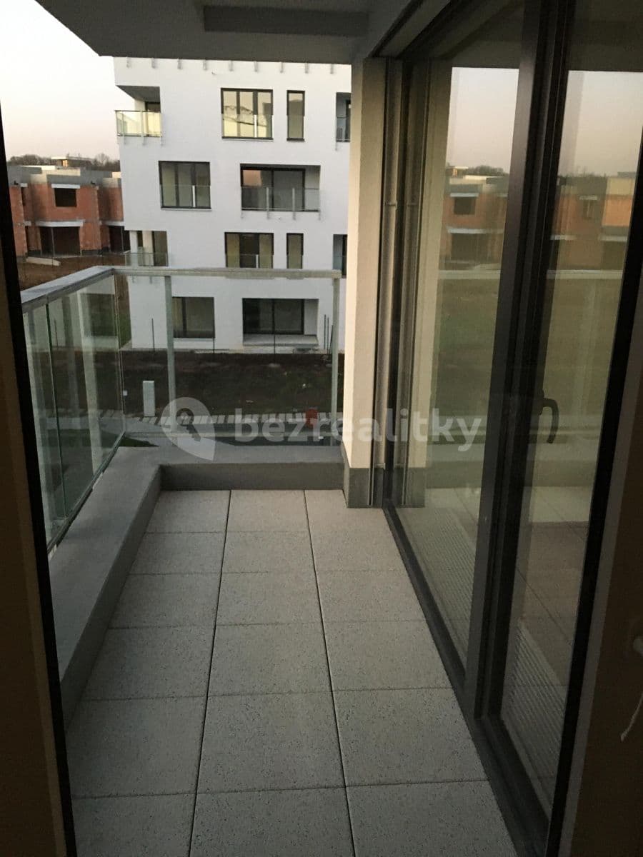 1 bedroom with open-plan kitchen flat to rent, 54 m², Moskalykova, Brno, Jihomoravský Region 1 bedroom with open-plan kitchen flat to rent, 54 m², Moskalykova, Brno, Jihomoravský Region