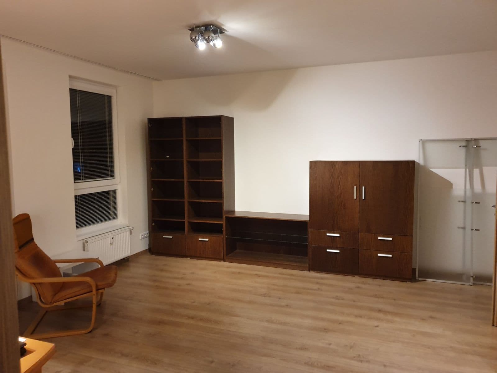2 bedroom with open-plan kitchen flat to rent, 79 m², Bermanova, Prague, Prague 2 bedroom with open-plan kitchen flat to rent, 79 m², Bermanova, Prague, Prague