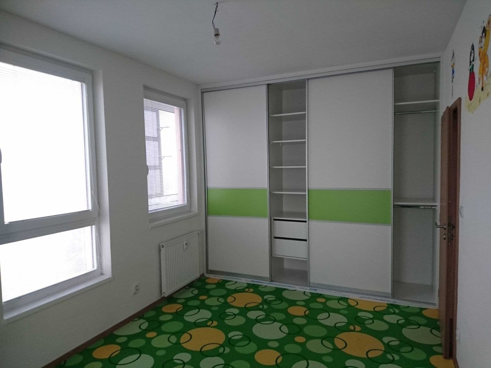 2 bedroom with open-plan kitchen flat to rent, 79 m², Bermanova, Prague, Prague 2 bedroom with open-plan kitchen flat to rent, 79 m², Bermanova, Prague, Prague