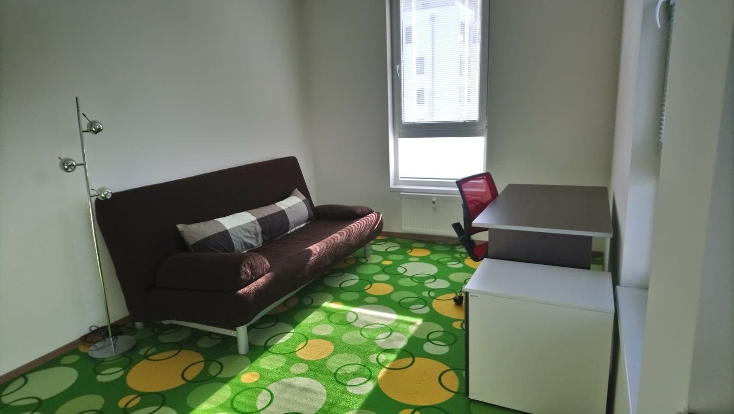 2 bedroom with open-plan kitchen flat to rent, 79 m², Bermanova, Prague, Prague 2 bedroom with open-plan kitchen flat to rent, 79 m², Bermanova, Prague, Prague
